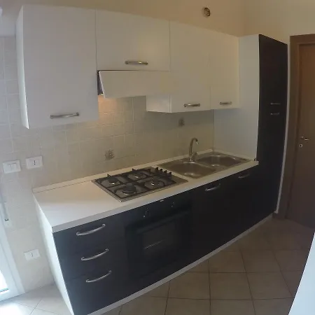 - Agenzia Cocal * Καόρλε