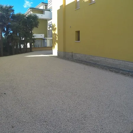- Agenzia Cocal Apartment Caorle